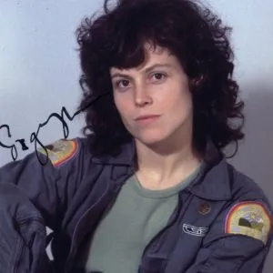 sigourney weaver signed alien 8x10 photo
