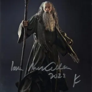 ian mckellen signed photo with beckett authentication. shanks autographs gandalf lord of the rings