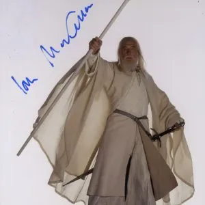 ian mckellen signed photo with beckett authentication. shanks autographs gandalf lord of the rings