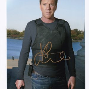 kiefer sutherland signed 24 'jack bauer' 8x10 photo. shanks autographs memorabilia