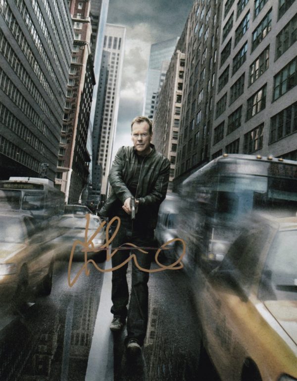 kiefer sutherland signed 24 'jack bauer' 8x10 photo. shanks autographs memorabilia