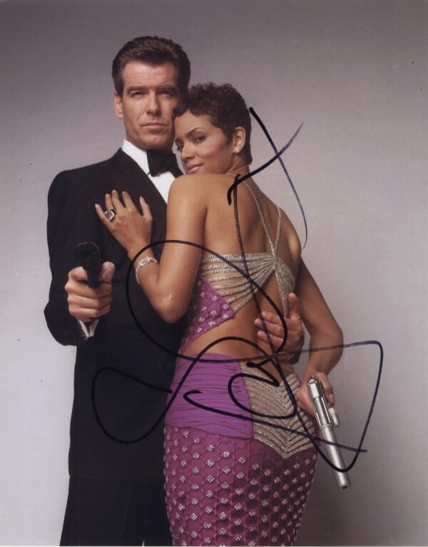 Pierce Brosnan signed james bond 11x14 photo.shanks autographs