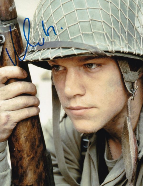 Matt damopn singed Saving Private Ryan 8x10 photograph