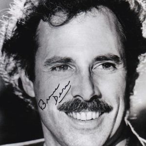 Bruce Dern signed 8x10 Photograph.