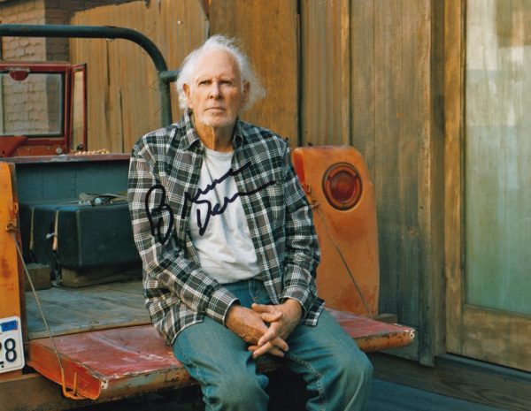 Bruce Dern signed 8x10 Photograph.