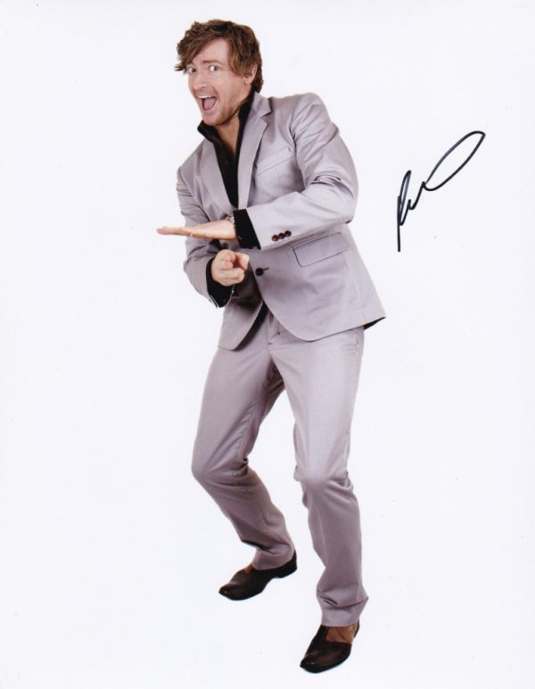 rhys darby signed 8x10 photo