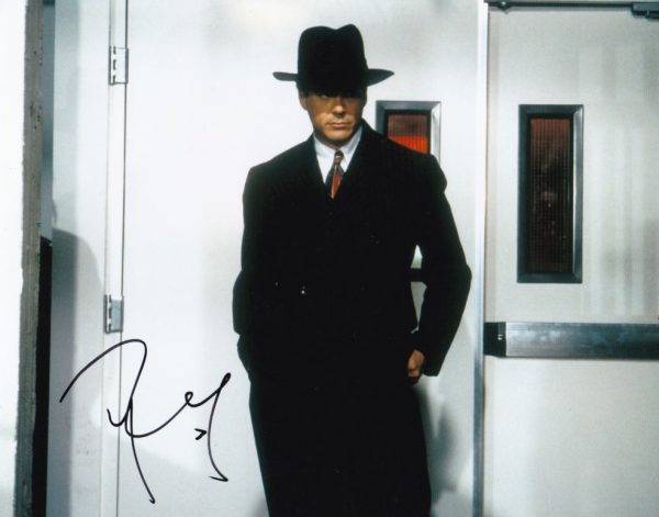 robert downey Jr signed 8x10 photo beckett authentication