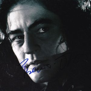 SIN CITY benicio Del Toro signed 8x10 photo.shanks autographs