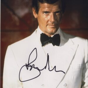 Roger Moore Signed8x10 James Bond 007 photograph.shanks autographs