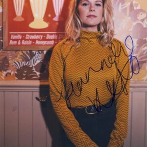 Hannah Arterton signed 8x10 photograph.shanks autographs