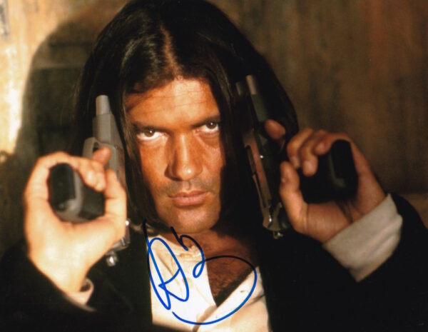 antonio Banderas 8x10 signed photo.shanks autographs