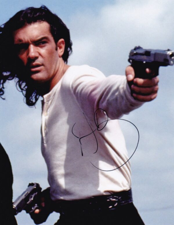 antonio Banderas 8x10 signed photo.shanks autographs