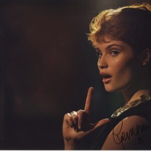 Quantum Of Solace Gemma Arterton Signed James Bond 8x10 photograph.shanks autographs