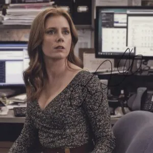 amy adams signed 8x10 photo.shanks autographs