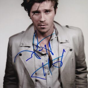 Garrett Hedlund signed phot.shanks autographs