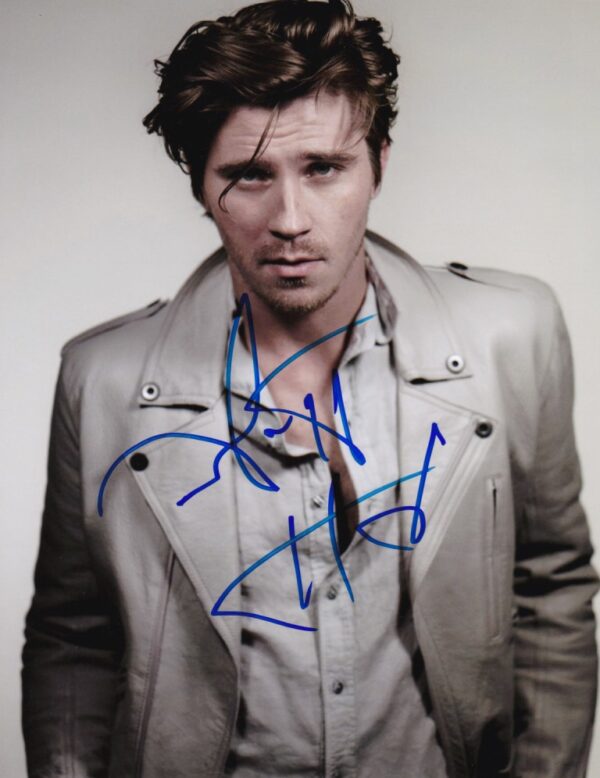 Garrett Hedlund signed phot.shanks autographs