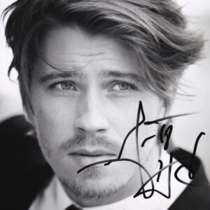 Garrett Hedlund signed phot.shanks autographs