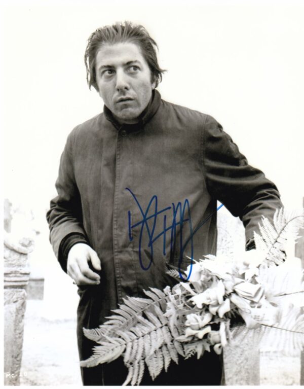 dustin hoffman signed 8x10 photo.shanks autographs