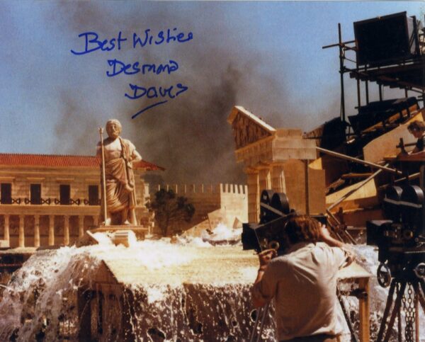 Desmond Davis director, Clash Of The Titans signed photo.shanks autographs