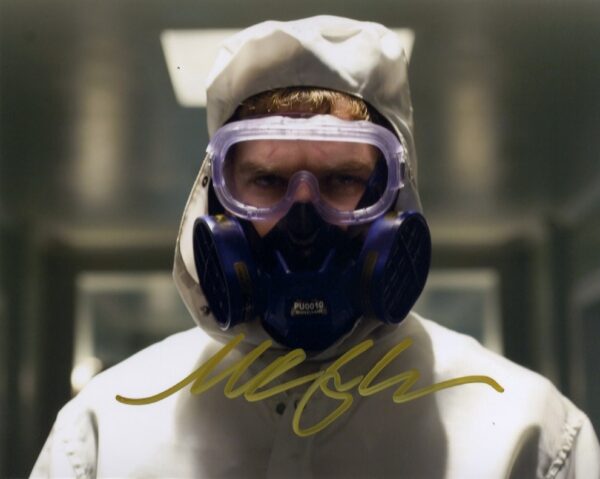 michael c hall signed dexter photo.Shanks Autographs