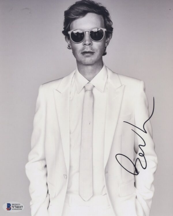 Music_Beck signed 8x10 photo.Shanks Autographs