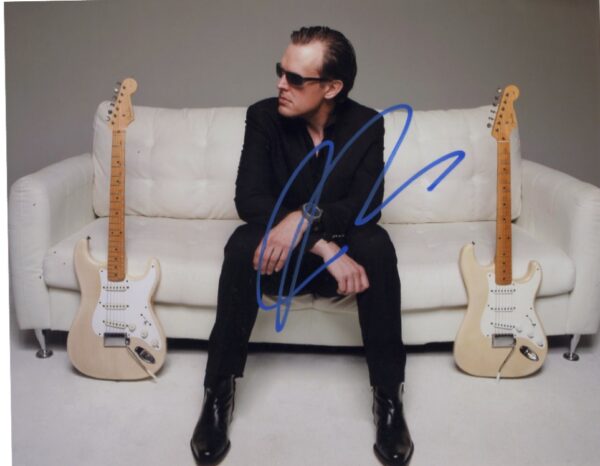 Joe Bonamassa signed photo.shanks autographs