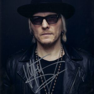 MATT SORUM SIGNED PHOTO