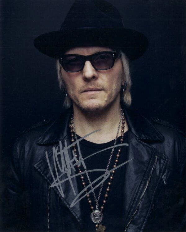 MATT SORUM SIGNED PHOTO