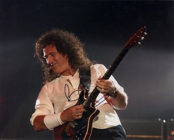 Queen Brian May signed photo.shanks autographs