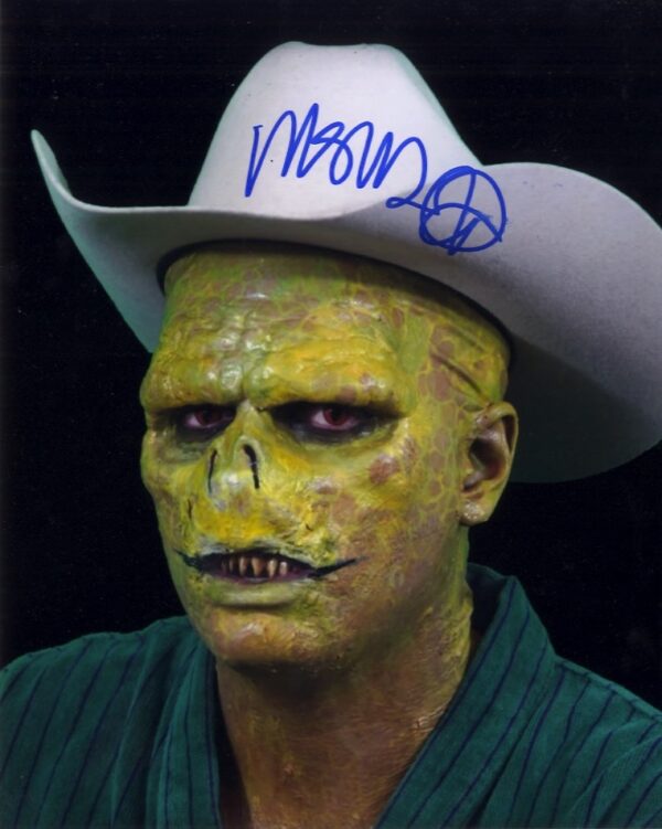 MAC DEMARCO SIGNED PHOTO. SHANKS AUTOGRAPHS. MUSIC