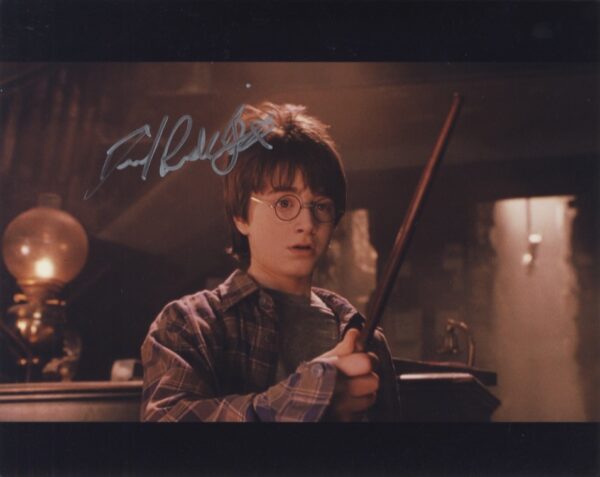 daniel radcliffe signed harry potter.SHANKS AUTOGRAPHS