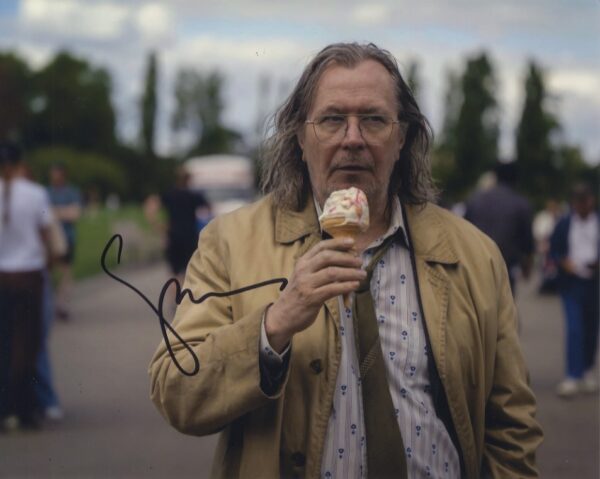 gary oldman signed photograph. shanks autographs