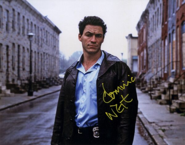 Dominic West signed the wire shanks autographs