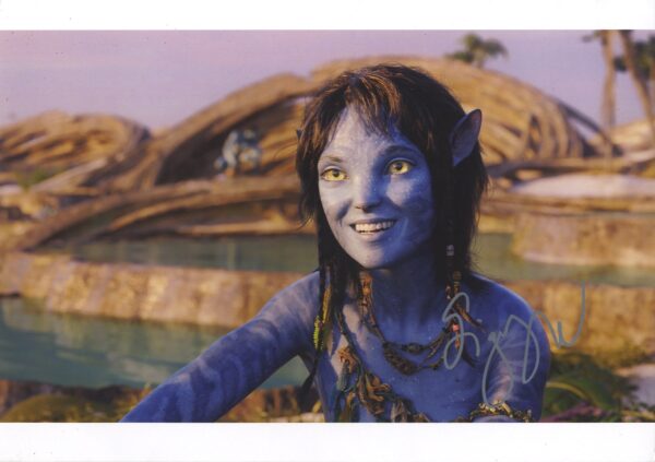 sigourney weaver signed photograph.shanks autographs