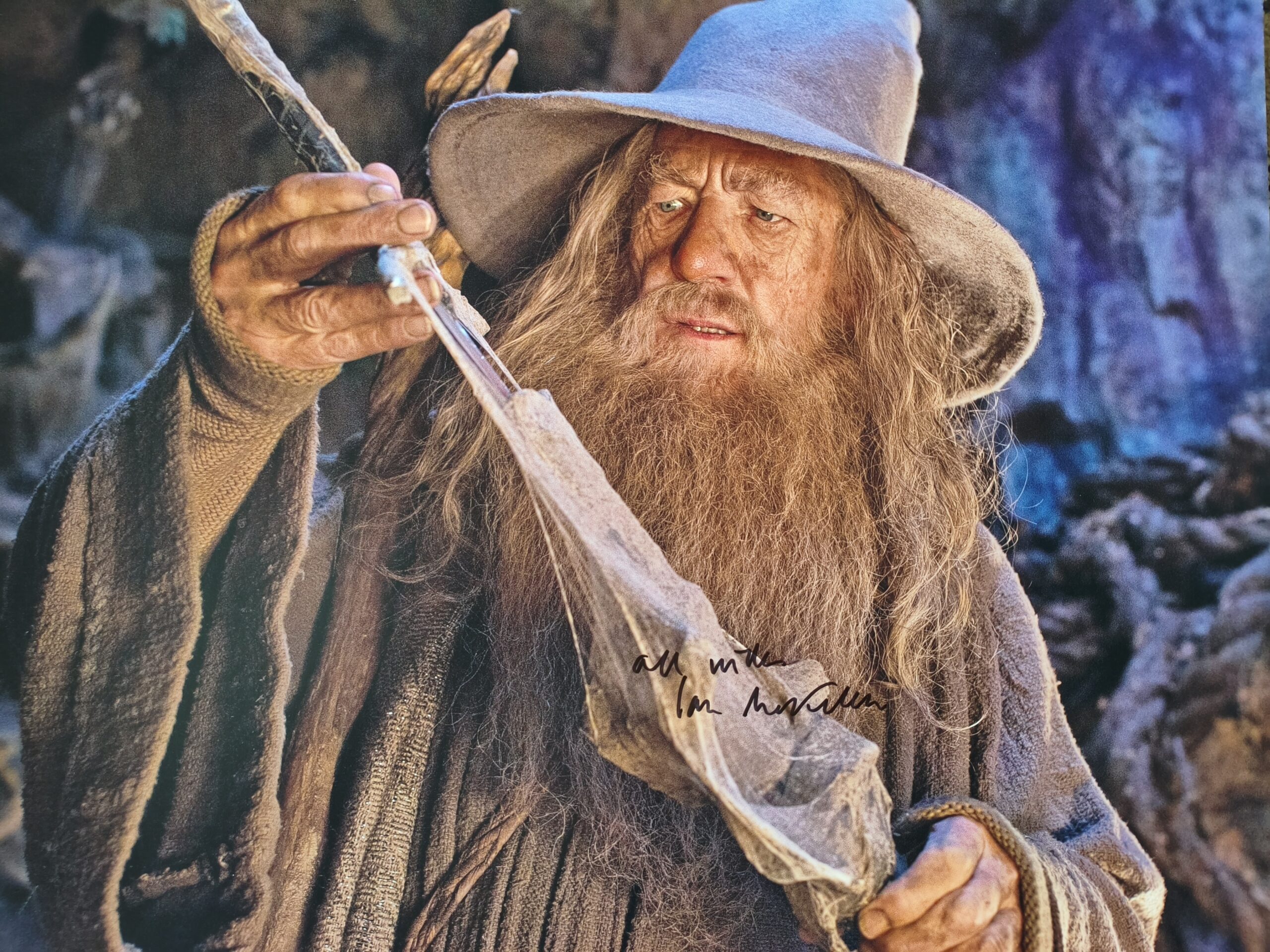 Ian McKellen Signed Gandalf 16x20 Photograph – ACGCert Authenticated