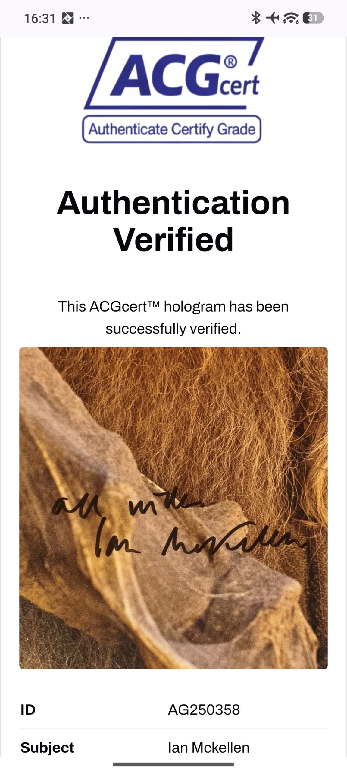 Ian McKellen Signed Gandalf 16x20 Photograph – ACGCert Authenticated - Image 2